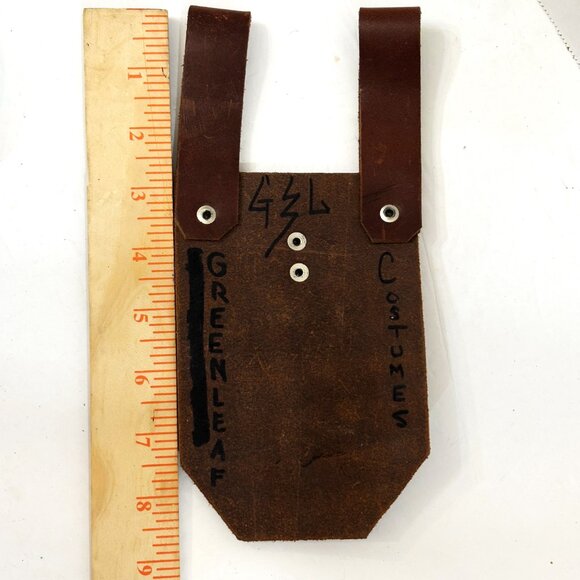 Frog Holder Vertical Renaissance Medieval Brwn Leather & Brass Handcrafted - Picture 4 of 7